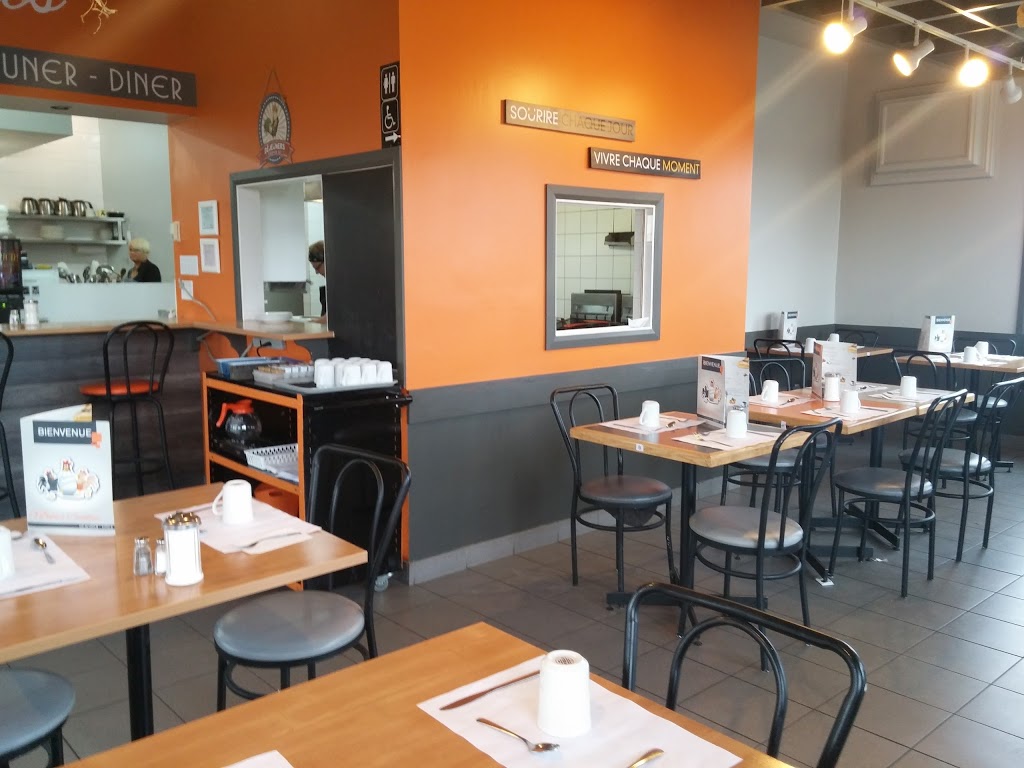 OBelles Cocottes | 1666 QC-335, Saint-Lin - Laurentides, QC J5M, Canada | Phone: (450) 302-2133
