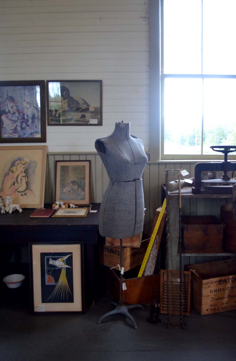 East of Eden Antiques | 6401 ON-28, Woodview, ON K0L 3E0, Canada | Phone: (705) 957-4273
