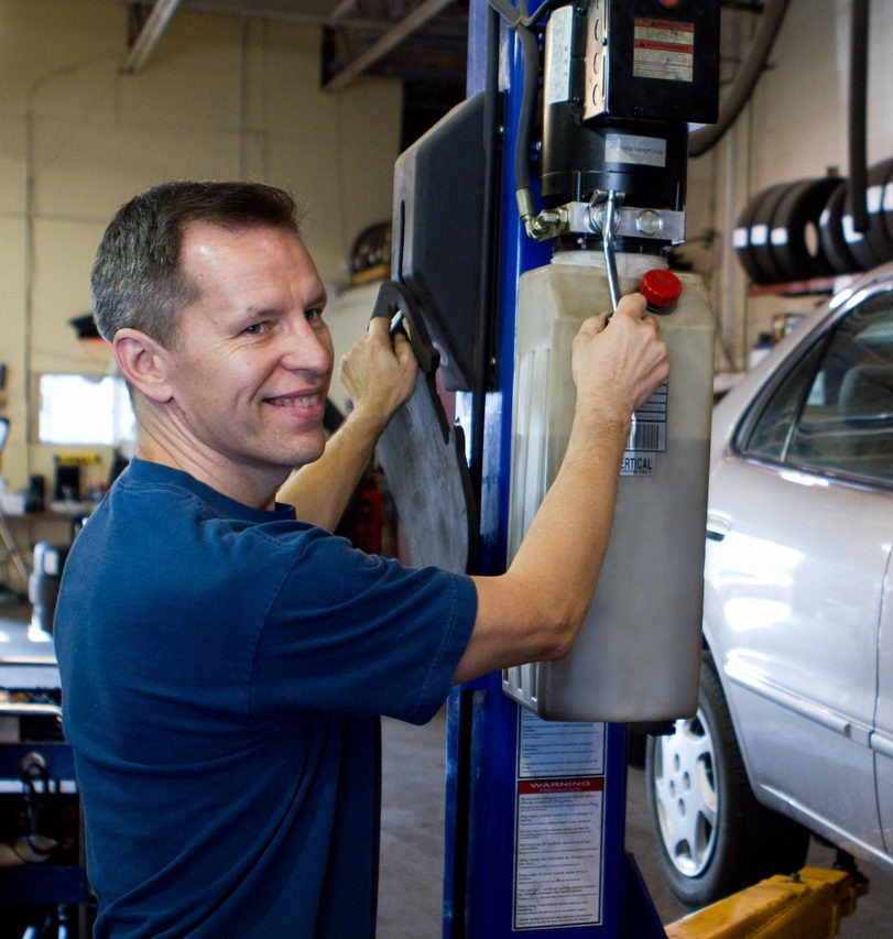 Right Way Auto Repair | 1154 Rymal Rd E Unit #5, Hamilton, ON L8W 3N7, Canada | Phone: (905) 381-9285