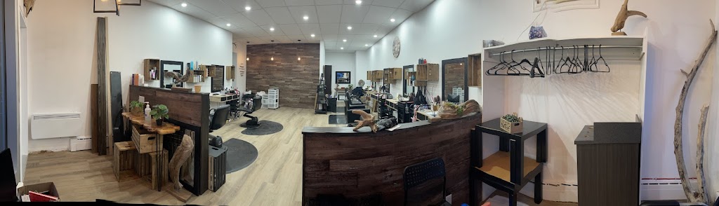 Salon Coiffure Studio | 431 1ère Rue, La Baie, QC G7B 2H1, Canada | Phone: (418) 544-0178