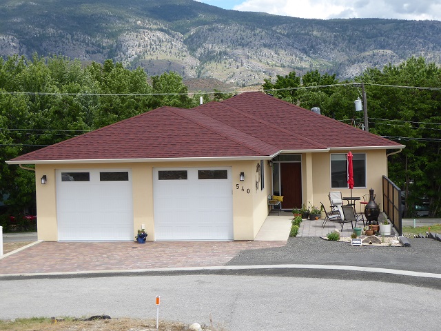 Glaikit Gecko | 540 Merlot Ave, Oliver, BC V0H 1T4, Canada | Phone: (250) 485-0644