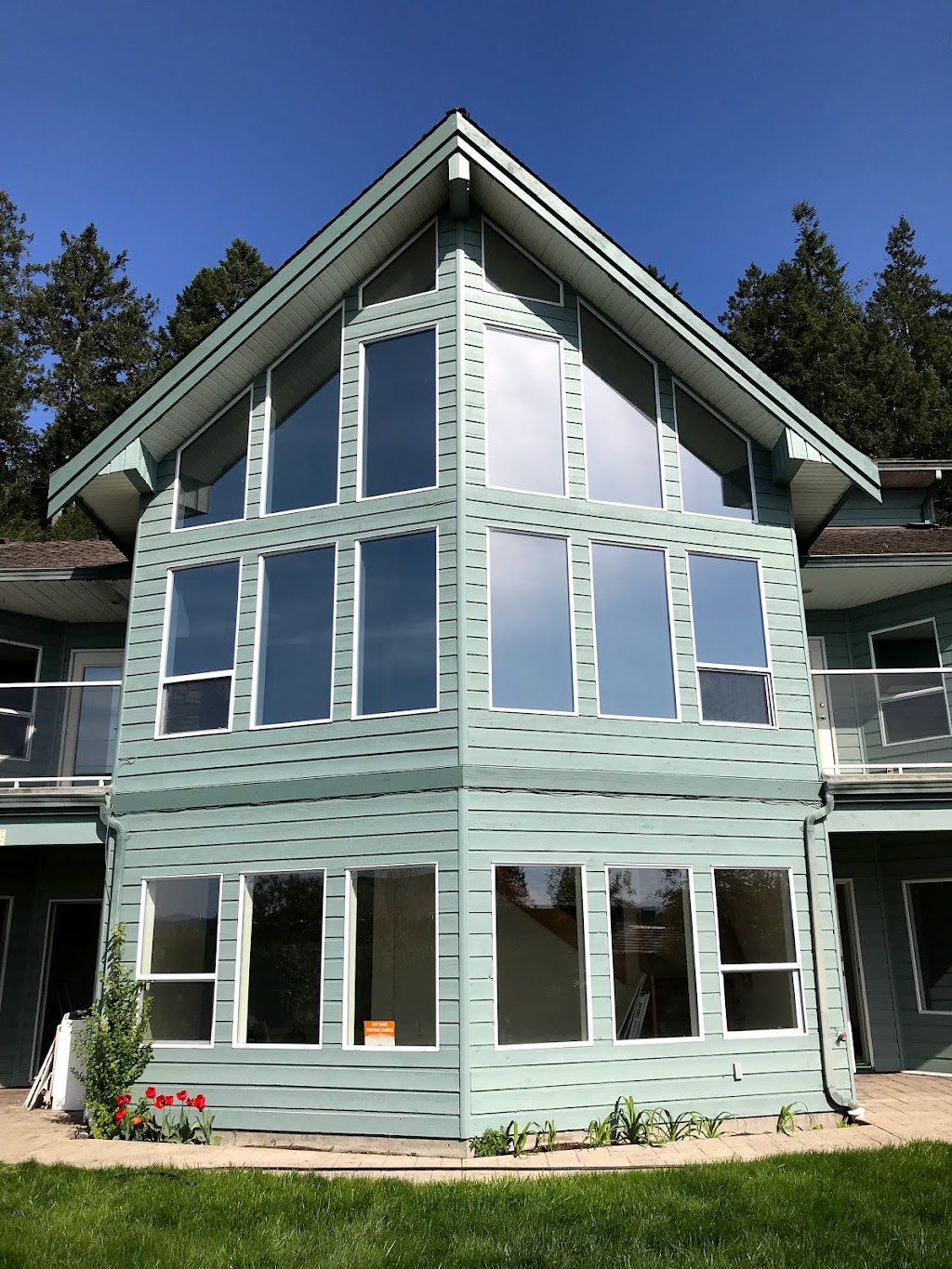 Safe & Sound Window Film | 2459 Cousins Ave #212, Courtenay, BC V9N 3N6, Canada | Phone: (250) 339-7003