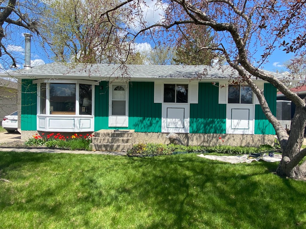 Grey Oak Painting | 408 Meadowdale Rd, Saint Andrews, MB R1A 4H1, Canada | Phone: (204) 214-1979