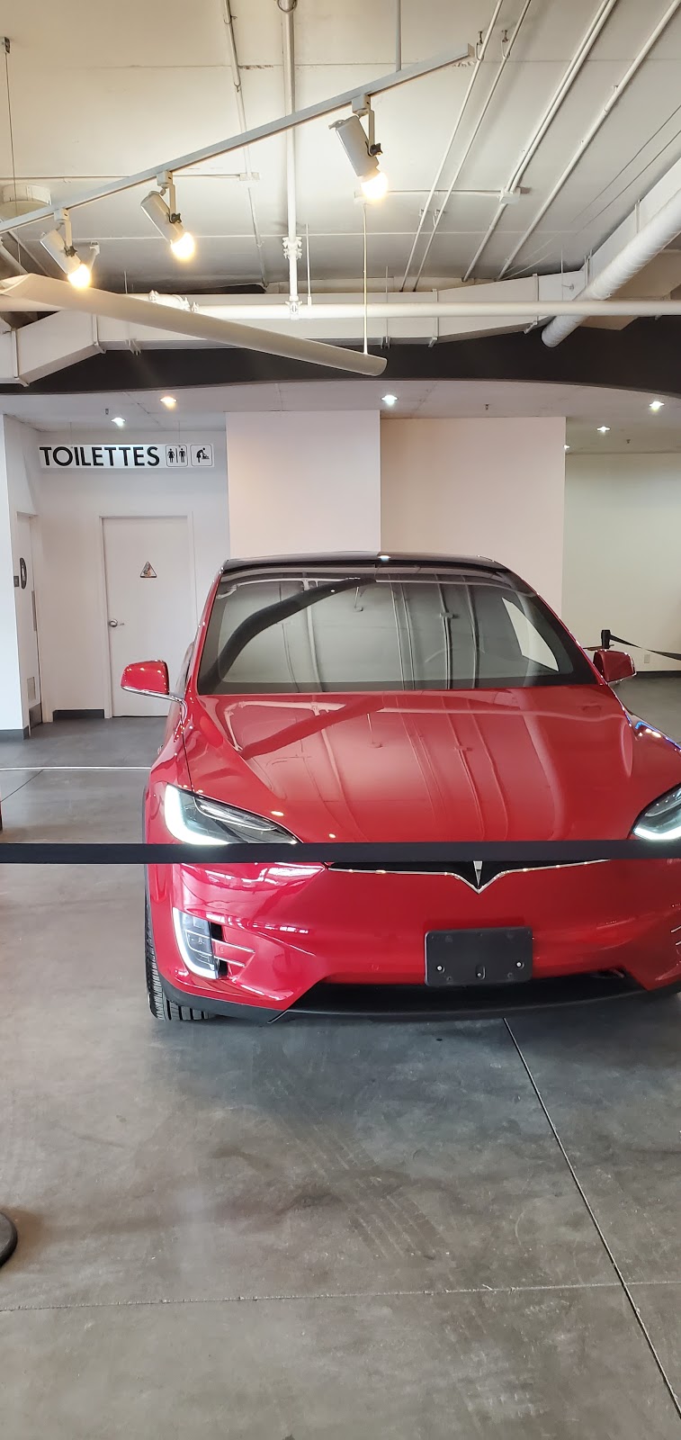 Tesla | 3755 A. des Laurentides, Laval, QC H7L 3H7, Canada | Phone: (450) 634-1794