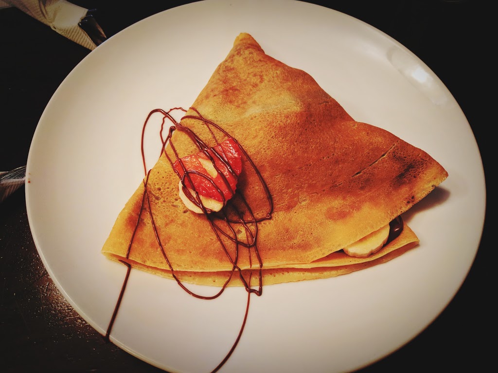 Cafe Crepe | 246 Queen St W, Toronto, ON M5V 1Z7, Canada | Phone: (416) 260-1611