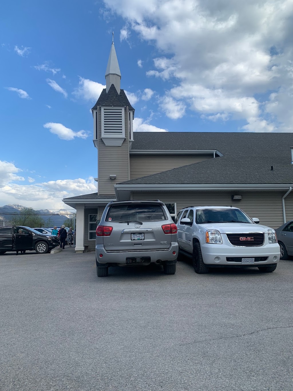 Christ Church Trinity | 110 7th Ave, Invermere, BC V0A 1K0, Canada | Phone: (250) 342-6644