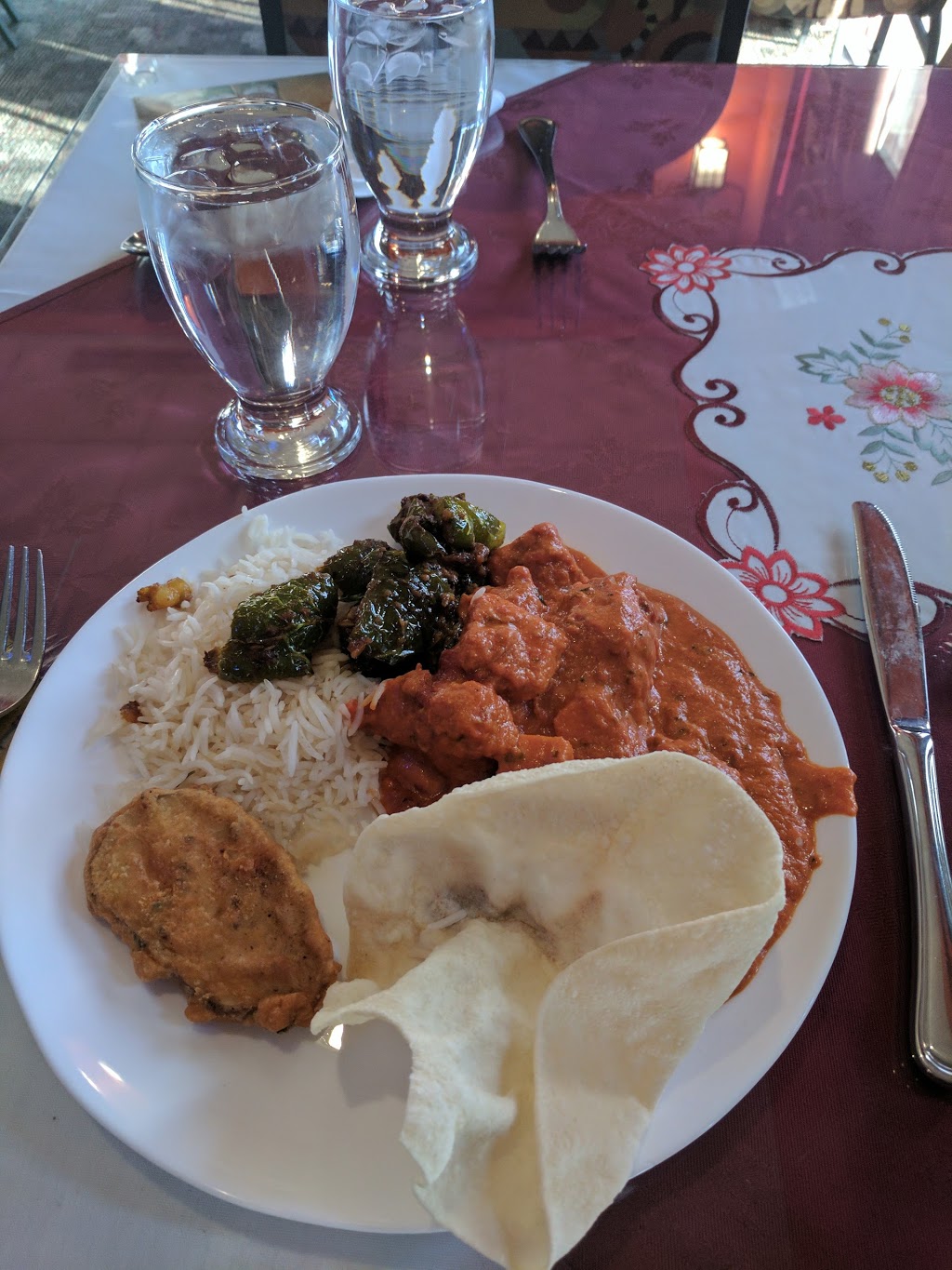 Tandoori Palace | 2102 Glenmore Trail, Calgary, AB T2C 2E6, Canada | Phone: (403) 720-6669