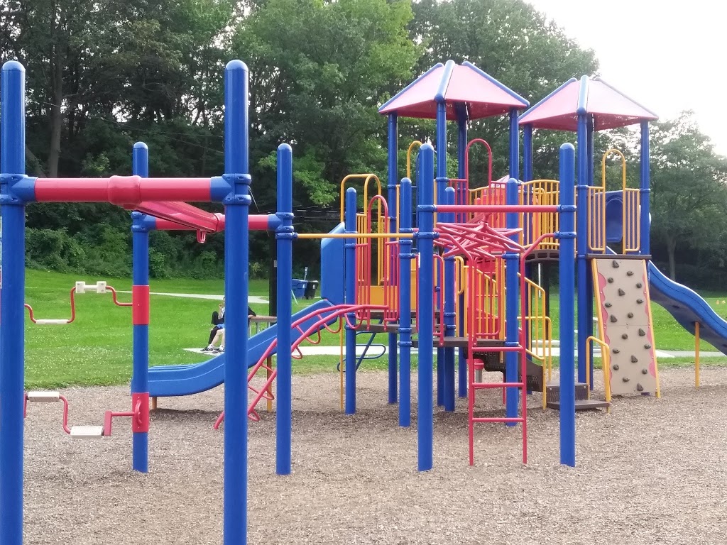 Bert Robinson Park | 400 Caledonia Rd, York, ON M6E 4T8, Canada | Phone: (416) 338-4386