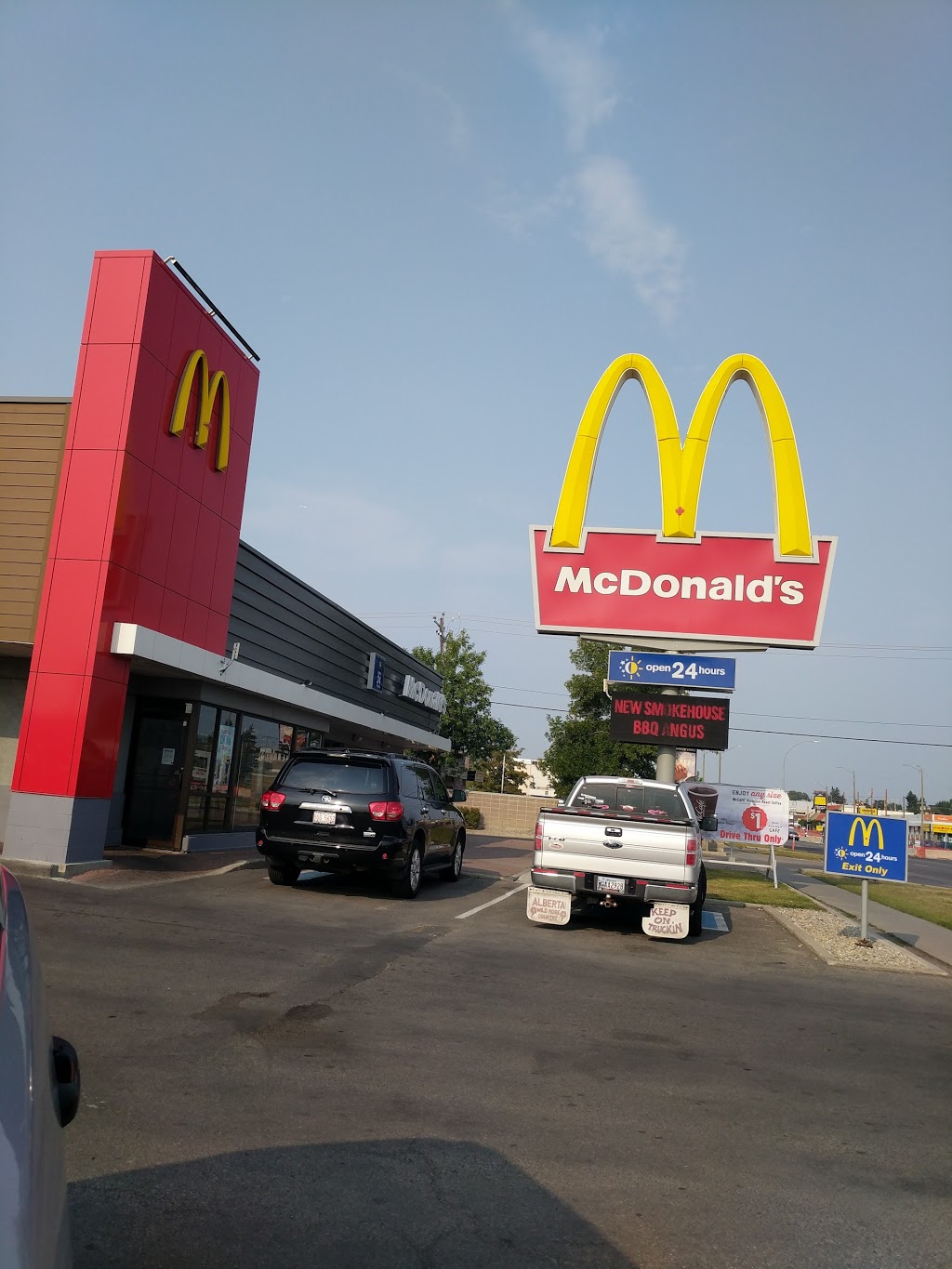 Mcdonald S 4615 17 Ave Se Calgary Ab T2a 0t9 Canada