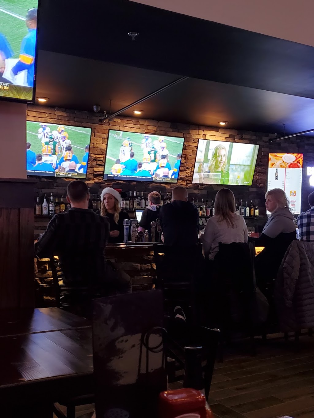 Leos Pizzeria Lancaster | 473 Aurora St, Lancaster, NY 14086, USA | Phone: (716) 681-2525