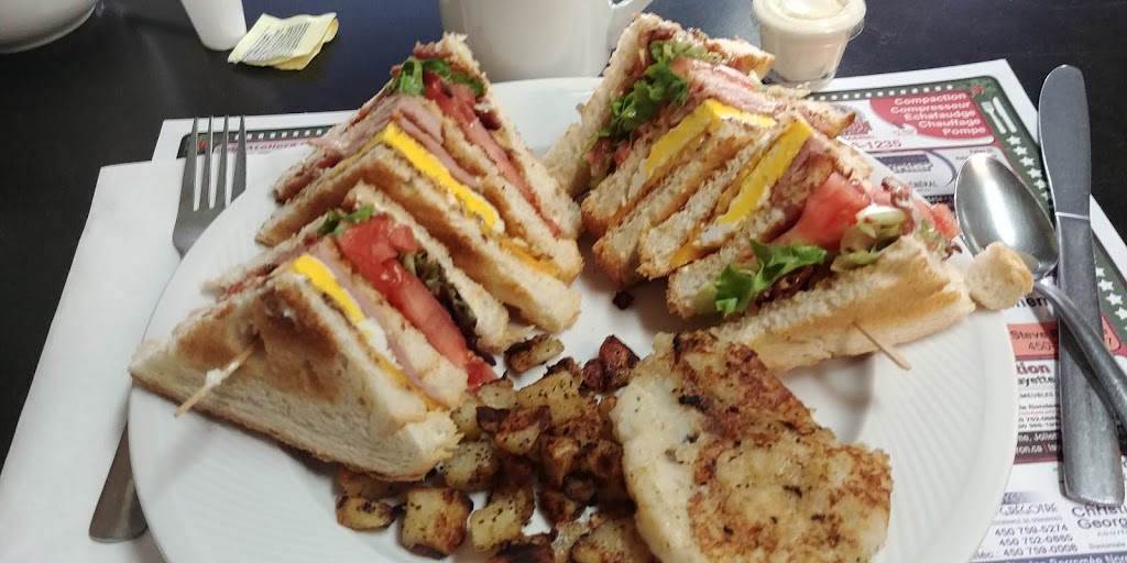 Coco Félix Restaurant | 5161 Rue Principale, Saint-Félix-de-Valois, QC J0K 2M0, Canada | Phone: (450) 889-7171