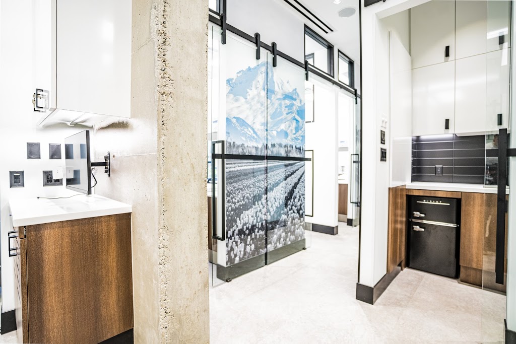 dental & smile design at MAHOGANY | 2180 Gladwin Rd #104, Abbotsford, BC V2S 0H4, Canada | Phone: (604) 743-0981