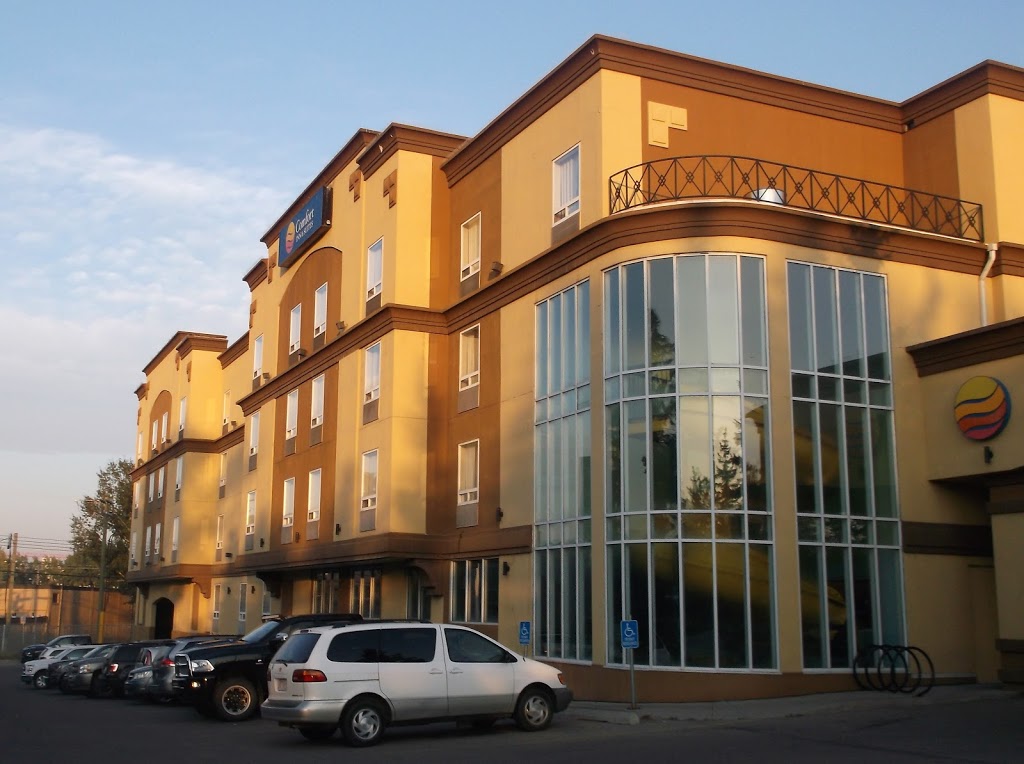 Comfort Inn & Suites University | 2369 Banff Trail NW, Calgary, AB T2M 4L2, Canada | Phone: (403) 289-2581