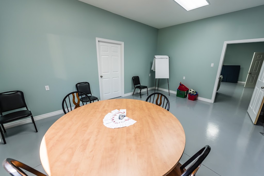 Aumquamzin Centralized Services | 22358 Corn Plant Rd, Bothwell, ON N0P 1C0, Canada | Phone: (519) 868-9981