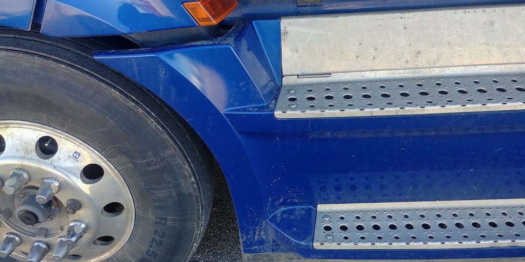 Gorts Truck Wash | 8001 Edgar Industrial Crescent, Red Deer, AB T4P 3S2, Canada | Phone: (403) 309-1888