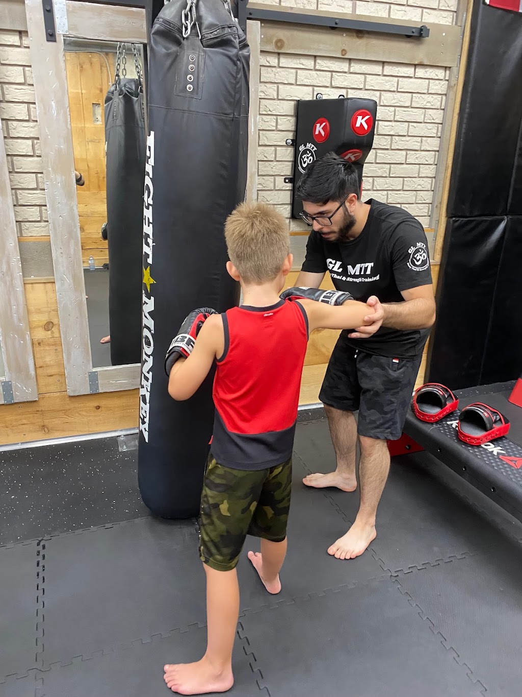 GL MTT HOUSE OF MUAY THAI | 280 Queen St S, Bolton, ON L7E 4Z5, Canada | Phone: (905) 857-3373