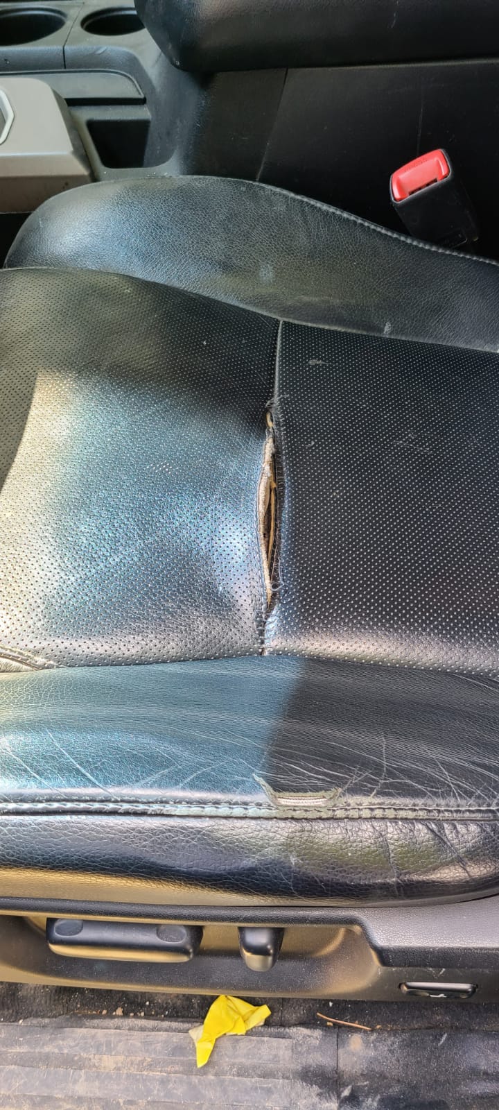 Sunnys Auto Vinyl & Class | 8550 Torbram Rd, Brampton, ON J4Y 0K7, Canada | Phone: (905) 791-0005