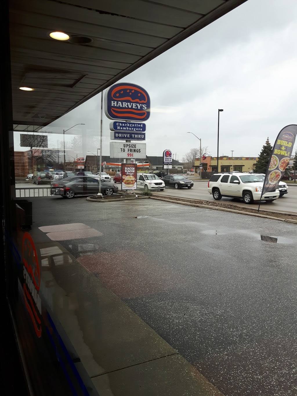Harveys | 3095 Dougall Ave, Windsor, ON N9E 1S3, Canada | Phone: (519) 972-4826