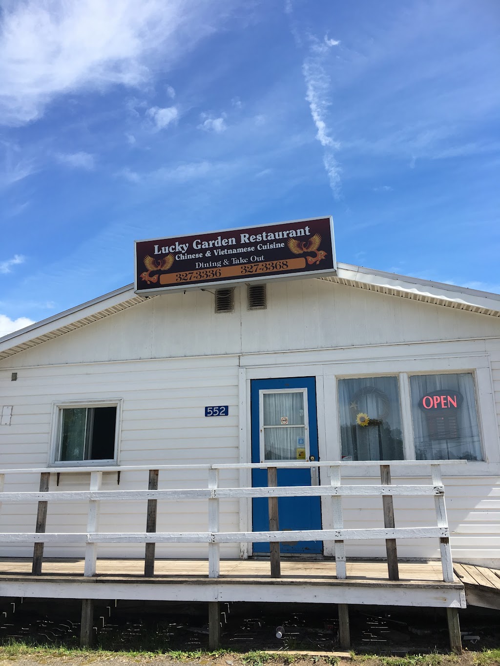 Lucky Garden Chinese Restaurant | 552 Pleasant Dr, Minto, NB E4B 2T7, Canada | Phone: (506) 327-3336