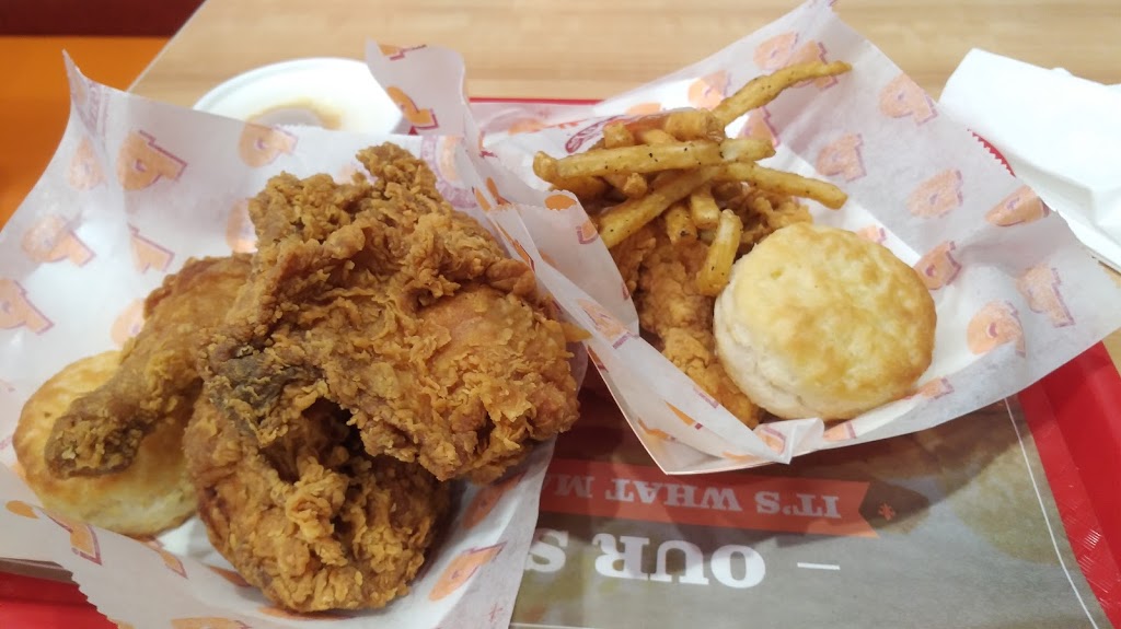 Popeyes Louisiana Chicken | 605 Sterling Lyon Pkwy, Winnipeg, MB R3P 2S8, Canada | Phone: (204) 219-1282