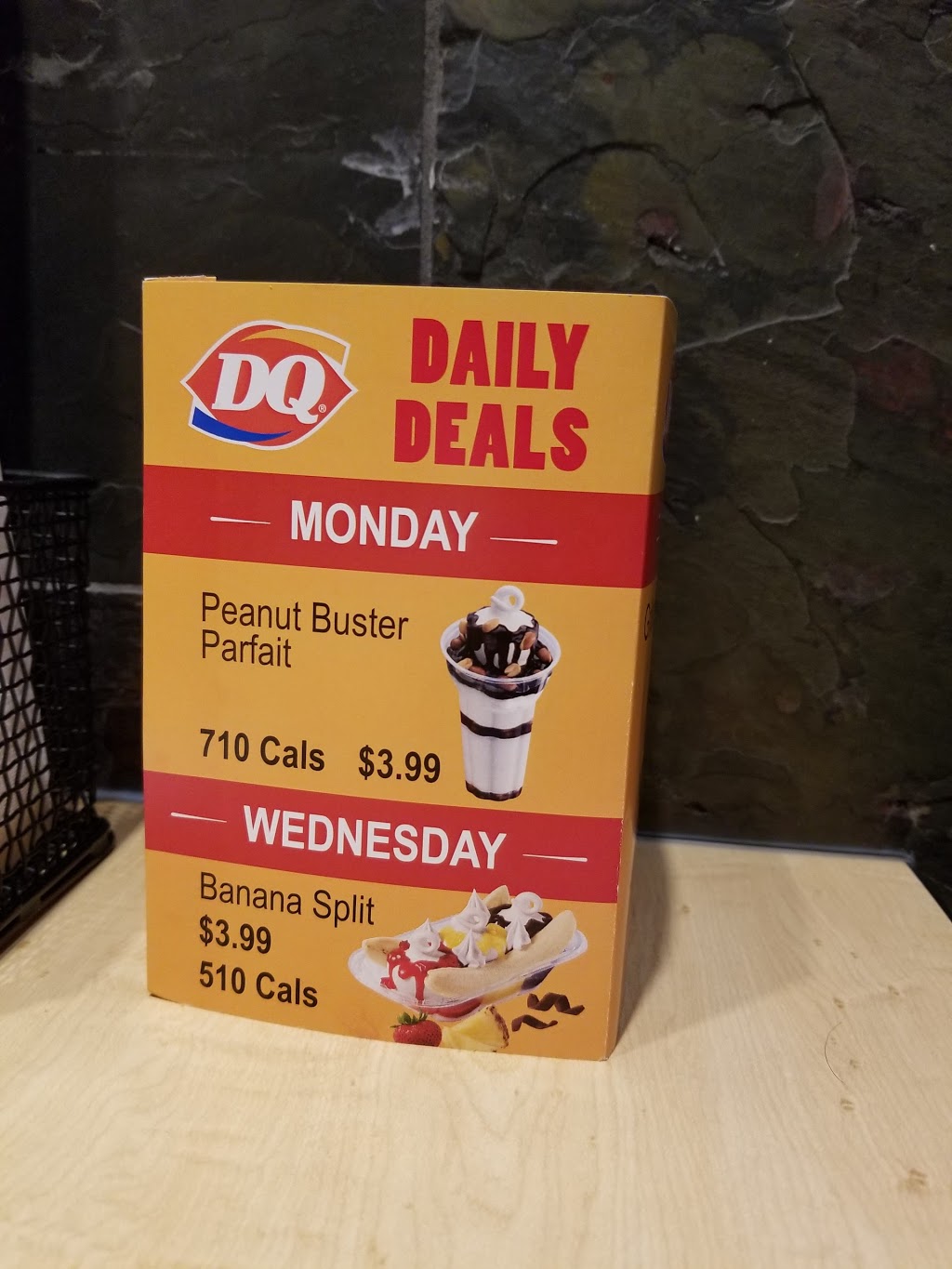Dairy Queen Grill & Chill | 160 Mill St, Angus, ON L0M 1B2, Canada | Phone: (705) 424-2142