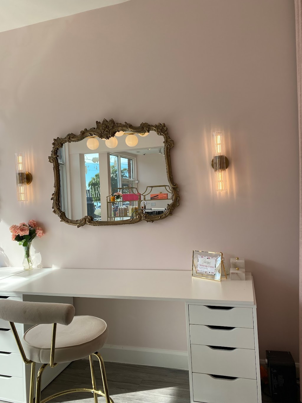 Beauty Marque | 247A Chem. Bord-du-Lac, Pointe-Claire, QC H9S 5K7, Canada | Phone: (514) 466-5522