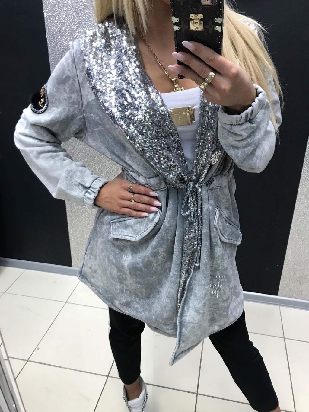 5th Avenue Fashion with Passion | 377 Burnhamthorpe Rd E #30, Mississauga, ON L5A 3Y1, Canada | Phone: (289) 644-5451