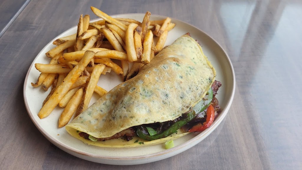 Sherwoods Lounge & Bistro | 900 Regent Ave W, Winnipeg, MB R2C 4P8, Canada | Phone: (204) 416-1920