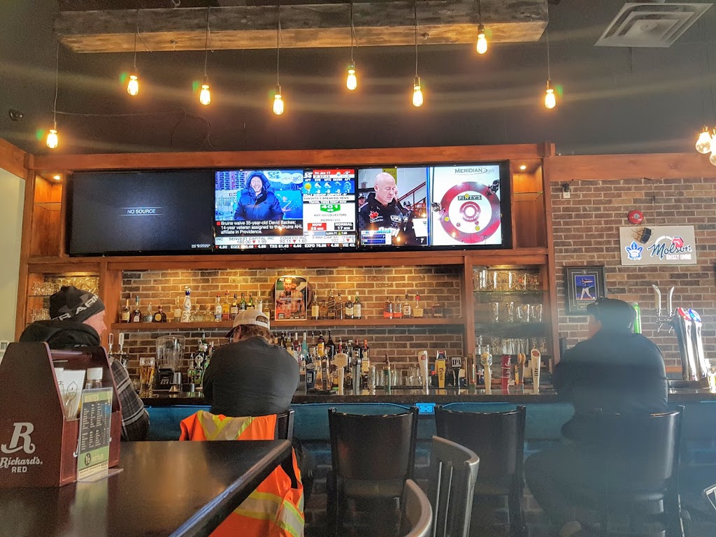 Bollocks Pub & Kitchen - Stouffville | 1076 Hoover Park Dr, Whitchurch-Stouffville, ON L4A 0K2, Canada | Phone: (905) 591-4366