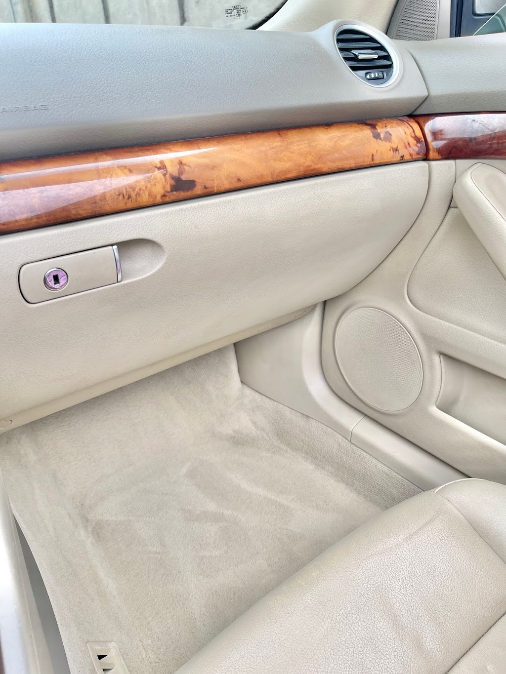 Lave Auto Marcel Laurin | 360 Blvd. Marcel-Laurin, Saint-Laurent, QC H4M 2L4, Canada | Phone: (514) 744-7358