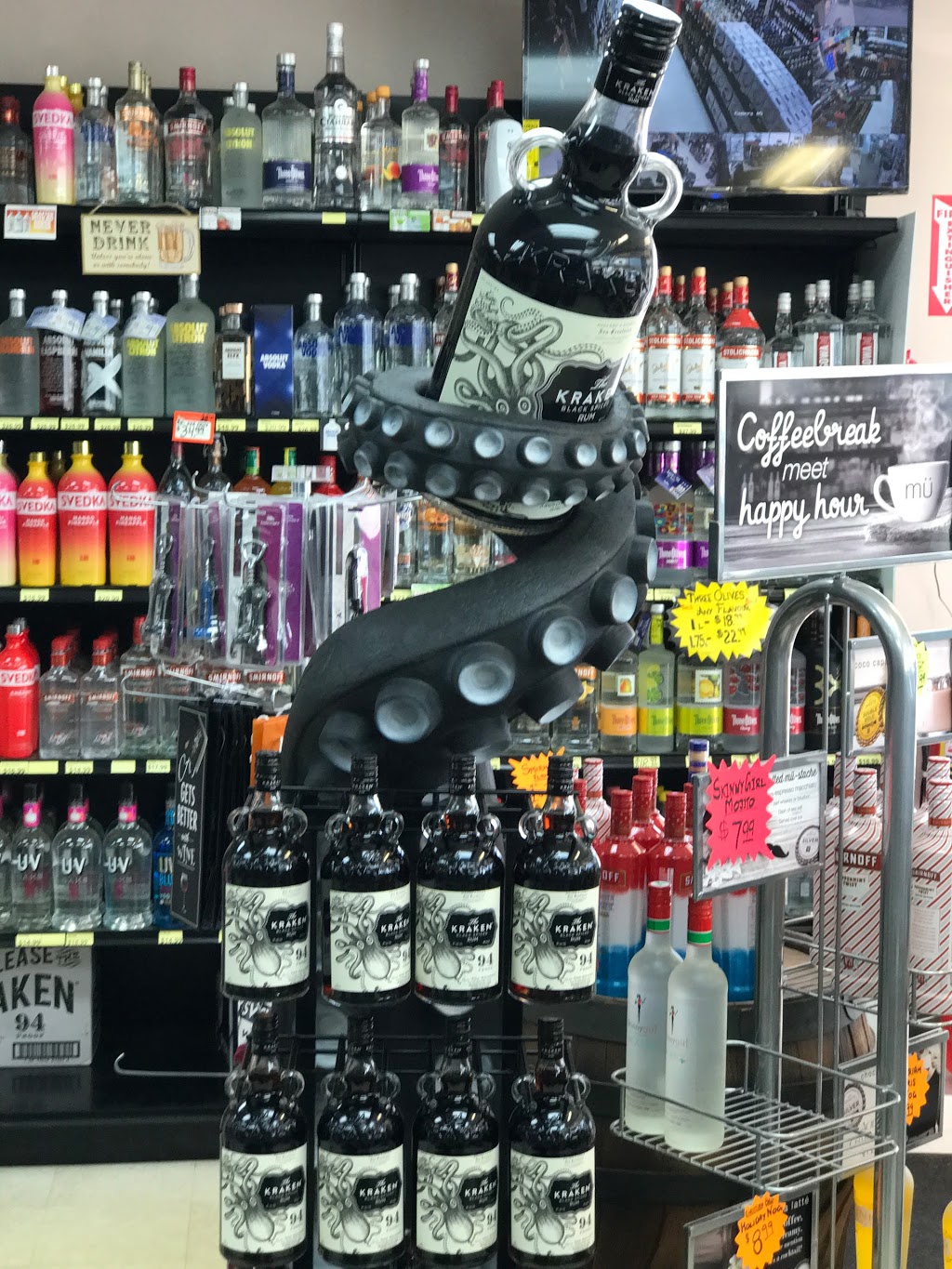 Military Liquors | 2563 Military Rd, Niagara Falls, NY 14304, USA | Phone: (716) 236-7641