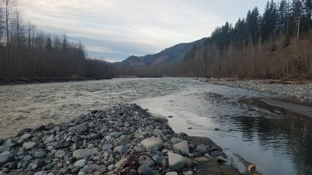 Two Bedroom Cabin - 45GS | 7417 Miller Way, Deming, WA 98244, USA | Phone: (636) 736-4460