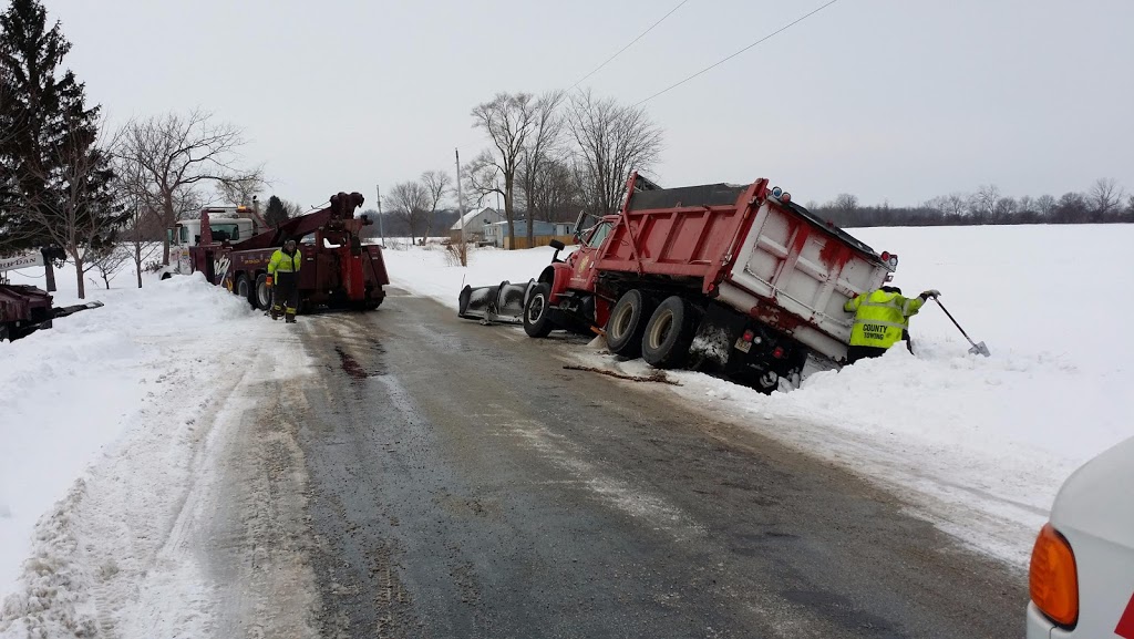 County Towing Inc. | 1329 Erie St S, Harrow, ON N0R 1G0, Canada | Phone: (519) 738-2624