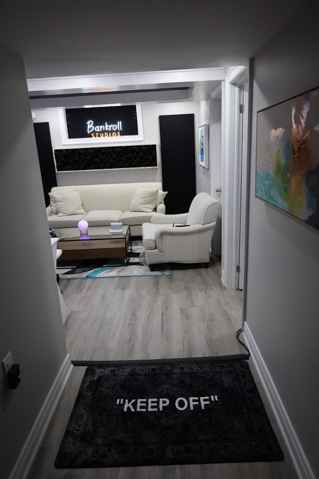 Bankroll Studios | 118 Ice Palace Cres, Oshawa, ON L1L 0G9, Canada | Phone: (647) 696-0282
