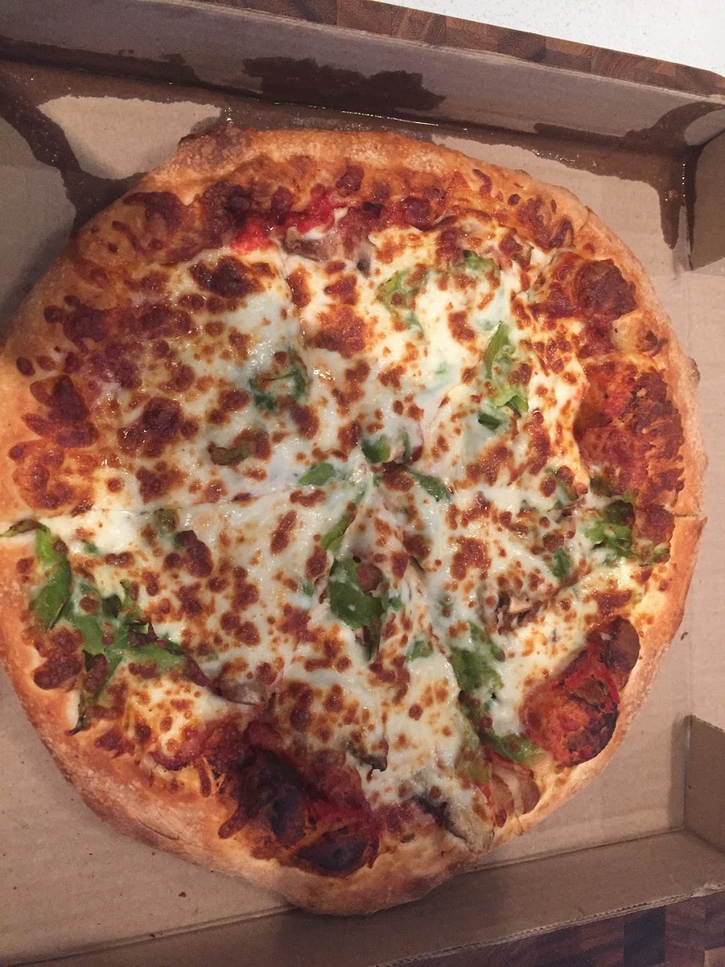Ouest Antonios Pizza | 3903 Boulevard Lévesque O, Laval, QC H7W 2P1, Canada | Phone: (450) 973-1337
