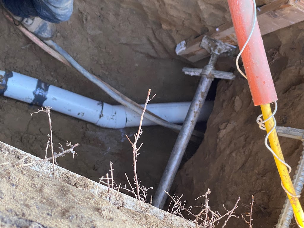 Plumber Toronto Pro | 45 Wynford Heights Crescent #1607, North York, ON M3C 1L3, Canada | Phone: (647) 490-2035