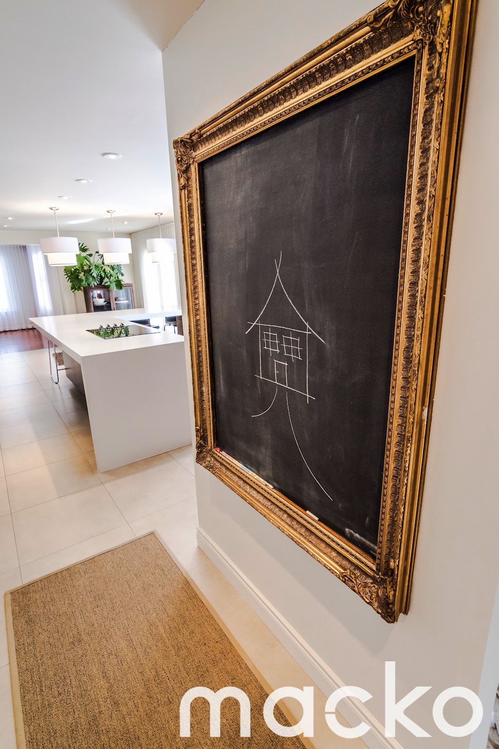 Macko Interior Design | 8 Rue des Tournois, Blainville, QC J7C 4Y2, Canada | Phone: (514) 621-5717