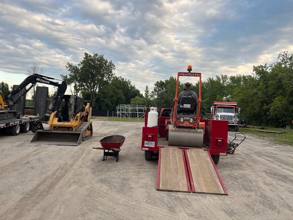 Duvernay Asphalte Et Transport | 2178 Pl. de Melbourne, Laval, QC H7M 3A3, Canada | Phone: (450) 667-9842