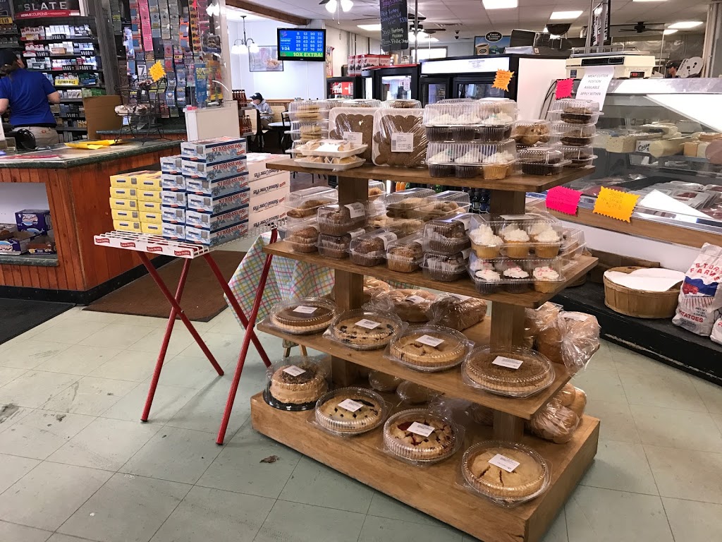 Mountain Mart #101 | 2568 US-11, Mooers, NY 12958, USA | Phone: (518) 236-9777