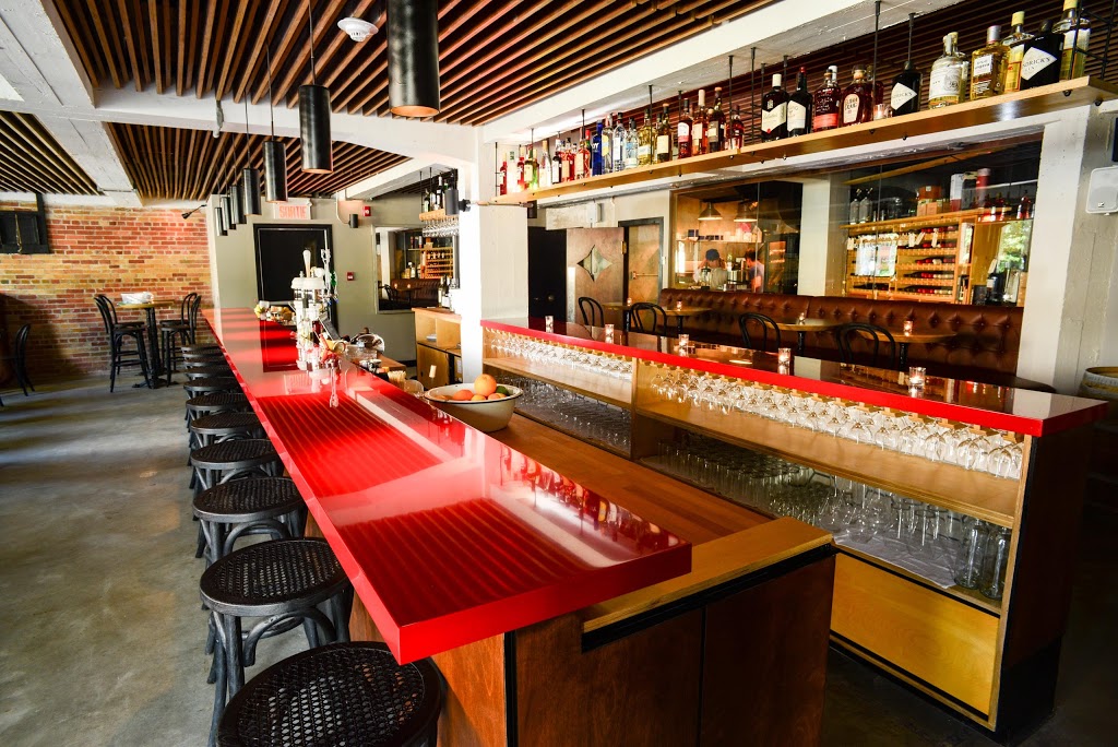Loïc | 5001 Rue Notre-Dame Ouest, Montréal, QC H4C 1T2, Canada | Phone: (514) 439-6806