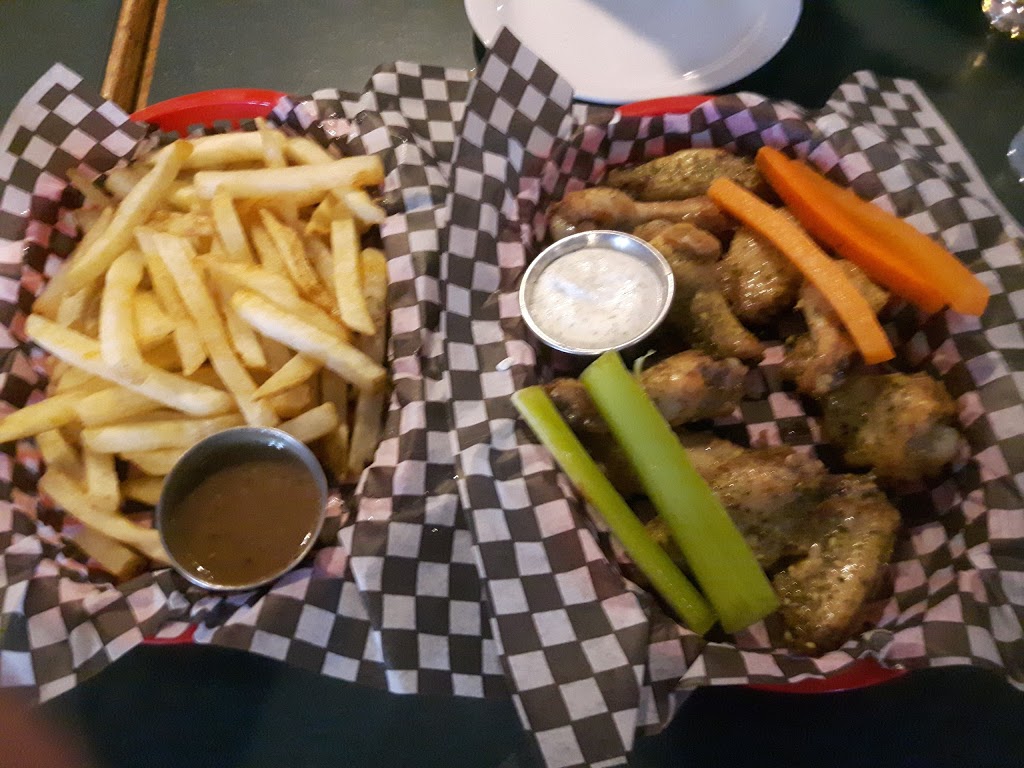 Coyote Grill | 106 2 St W, Cremona, AB T0M 0R0, Canada | Phone: (403) 637-0097