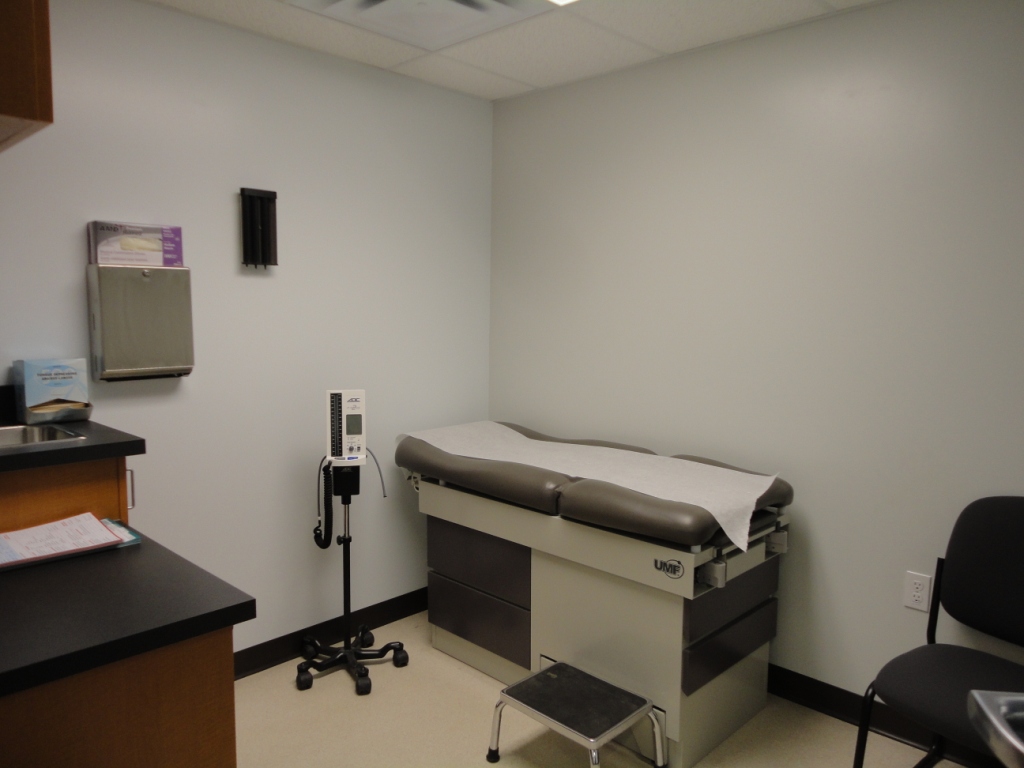 Primacy - Quick+Care Medical Clinic | 4410 17 St NW, Edmonton, AB T6T 0C1, Canada | Phone: (780) 468-1884