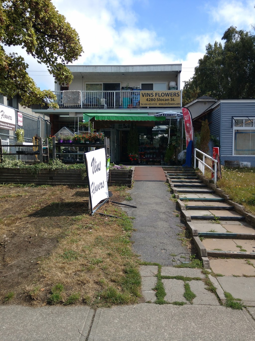 Vins Flowers | 4280 Slocan St, Vancouver, BC V5R 1Z4, Canada | Phone: (604) 435-0119