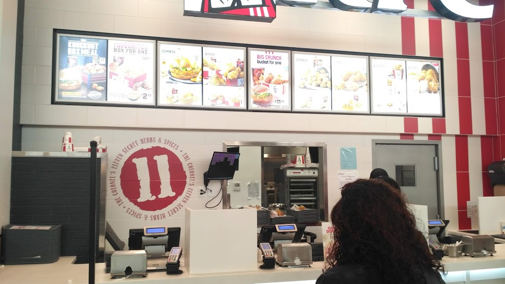 KFC | Food Court, Premium Outlets Mall, Outlet Collection Way, Leduc, AB T9E 1J5, Canada