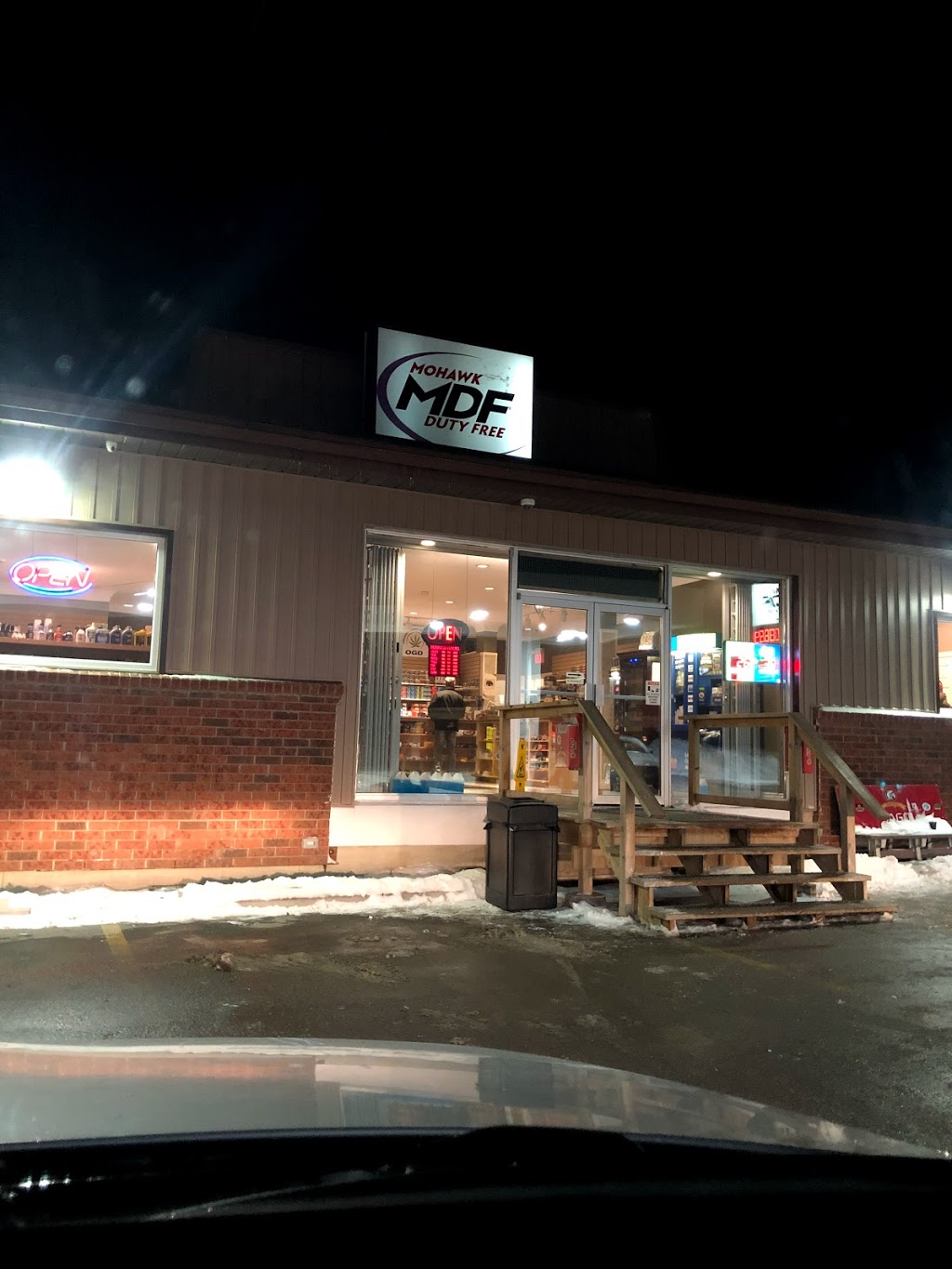 Mohawk Duty Free | 777B ON-49, Deseronto, ON K0K 1X0, Canada | Phone: (613) 396-2753