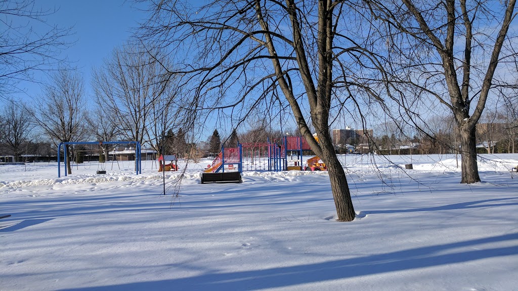 General Burns Park | 107 Chesterton Dr, Ottawa, ON K2E, Canada | Phone: (613) 580-2595
