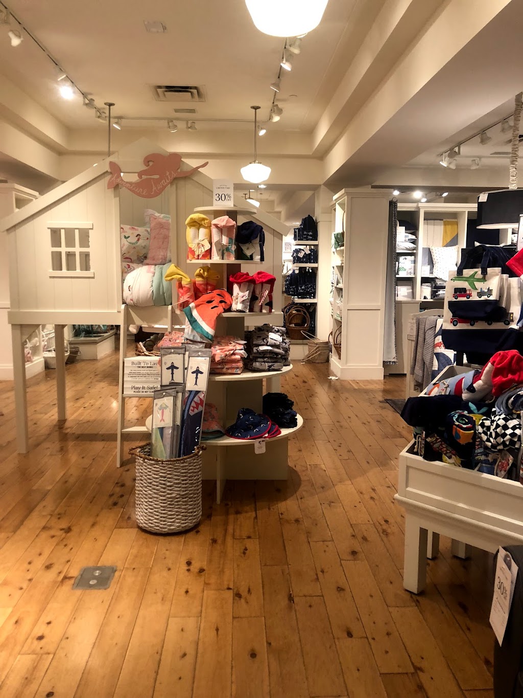 Pottery Barn Kids | 3401 Dufferin St, North York, ON M6A 2T9, Canada | Phone: (416) 785-7375