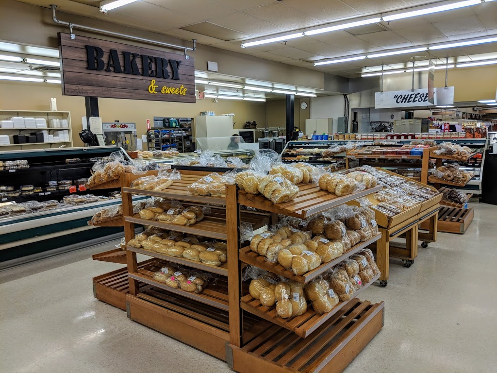 Family Foods | 1881 Portage Ave, Winnipeg, MB R3J 0H3, Canada | Phone: (204) 988-4810