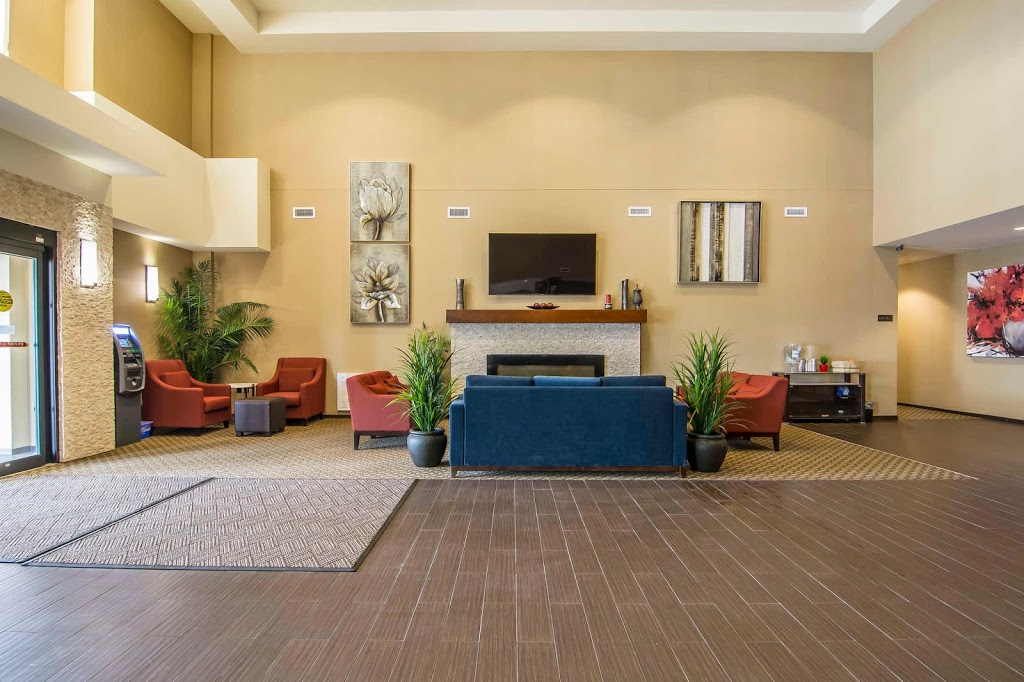 Comfort Suites Regina | 4300 Diefenbaker Dr, Regina, SK S4X 0M2, Canada | Phone: (306) 949-4000