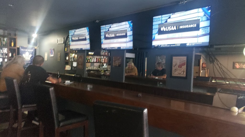Stone Well Pub | 1423 Kingston Rd, Scarborough, ON M1N 1R4, Canada | Phone: (416) 551-1091